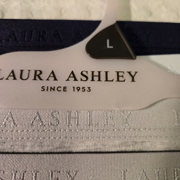 5 Pairs of Laura Ashley Organic Cotton Underwear - Picture 4 of 6